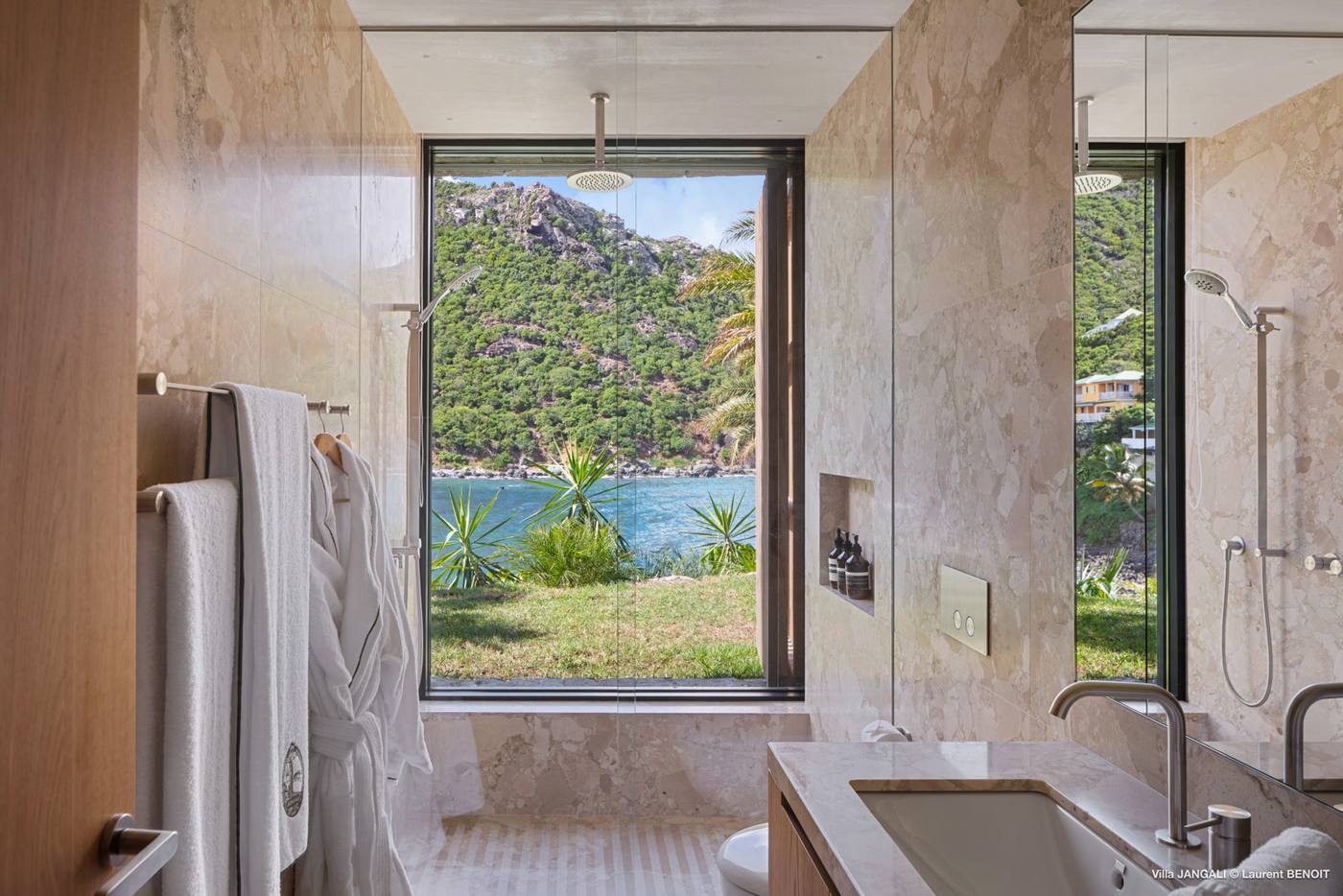 Villa Jangali — salle de bain avec vue sur l'océan, Saint-Barthélemy